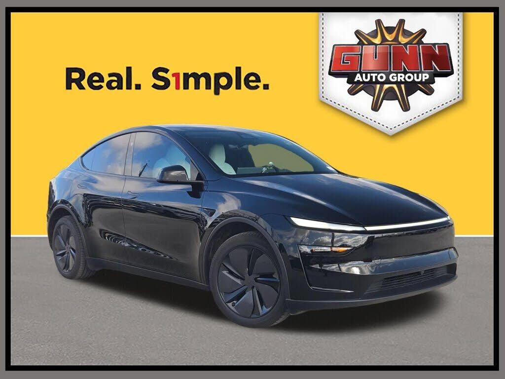2026 TESLA Model Y