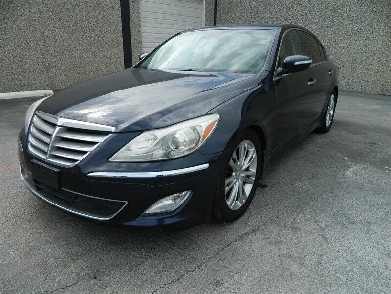 2012 HYUNDAI Genesis