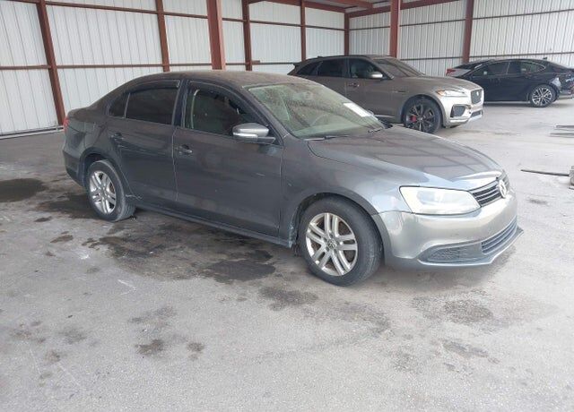 2012 VOLKSWAGEN Jetta