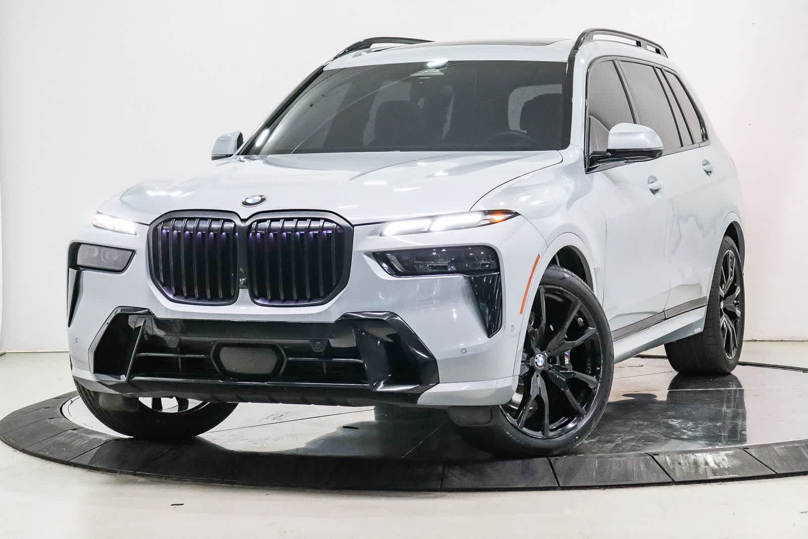 2025 BMW X7