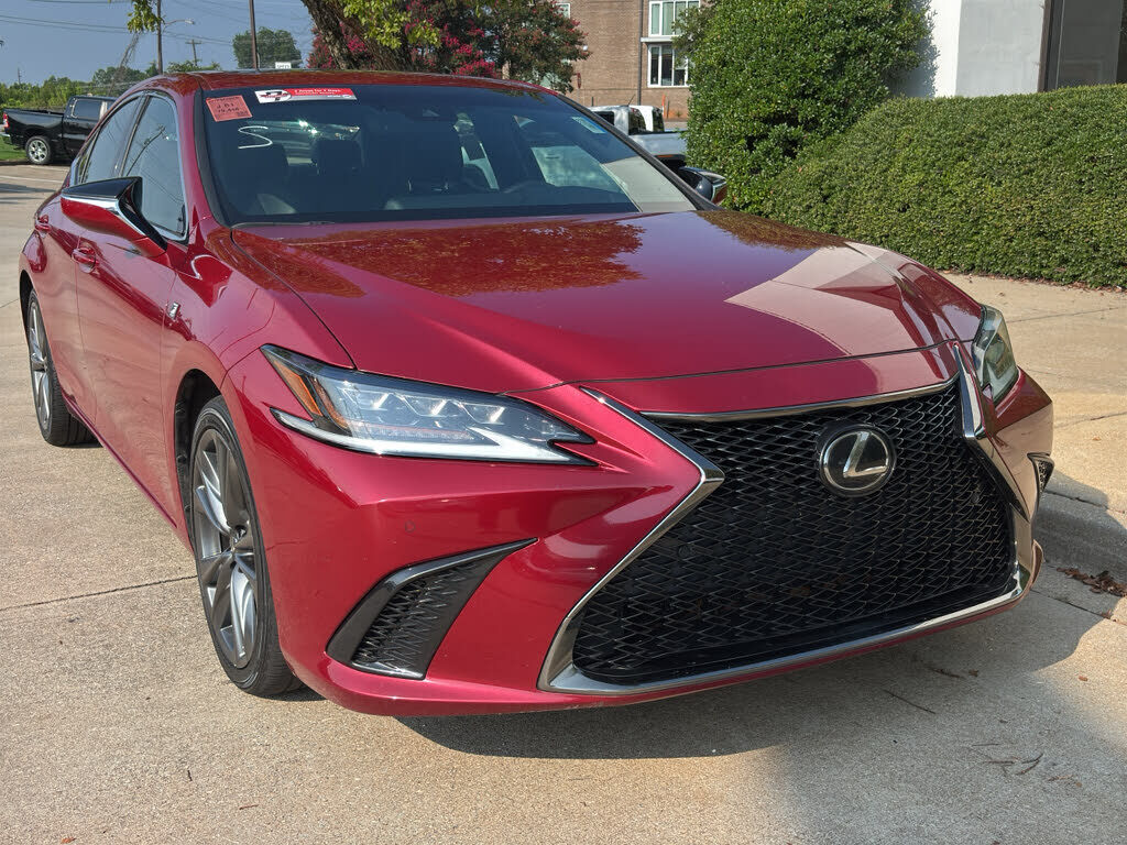 2019 LEXUS ES