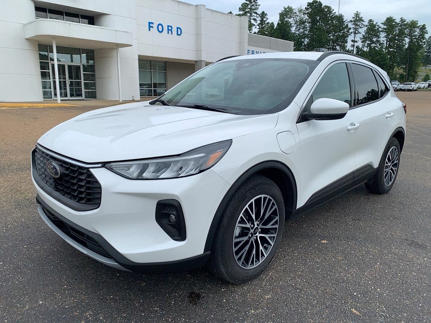 2024 FORD Escape
