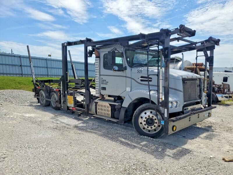 2014 VOLVO TRUCK VAH