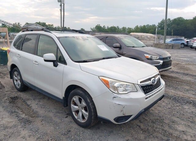 2015 SUBARU Forester