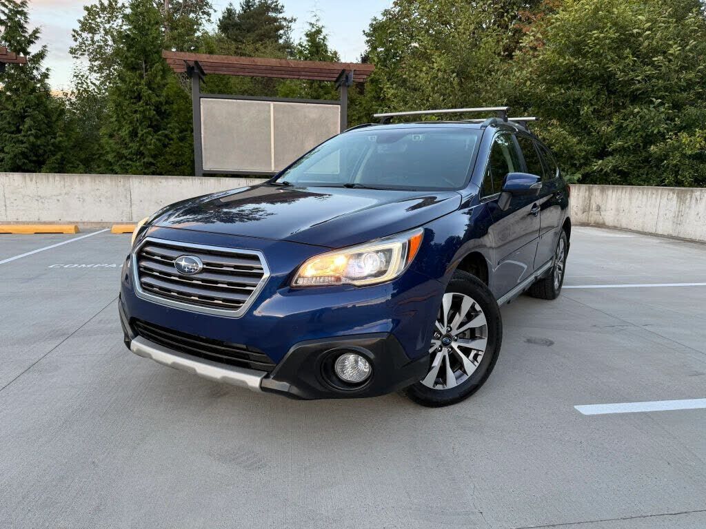 2017 SUBARU Outback