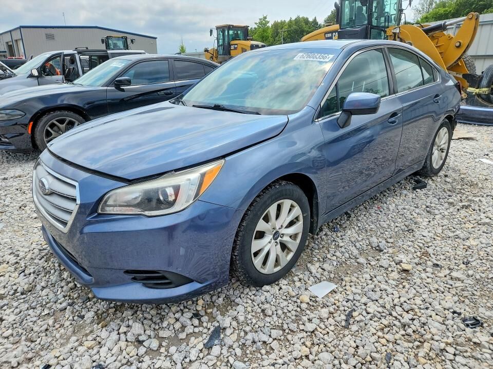 2017 SUBARU Legacy