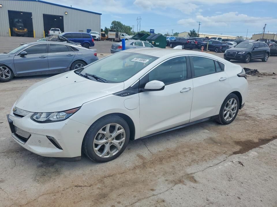 2017 CHEVROLET Volt