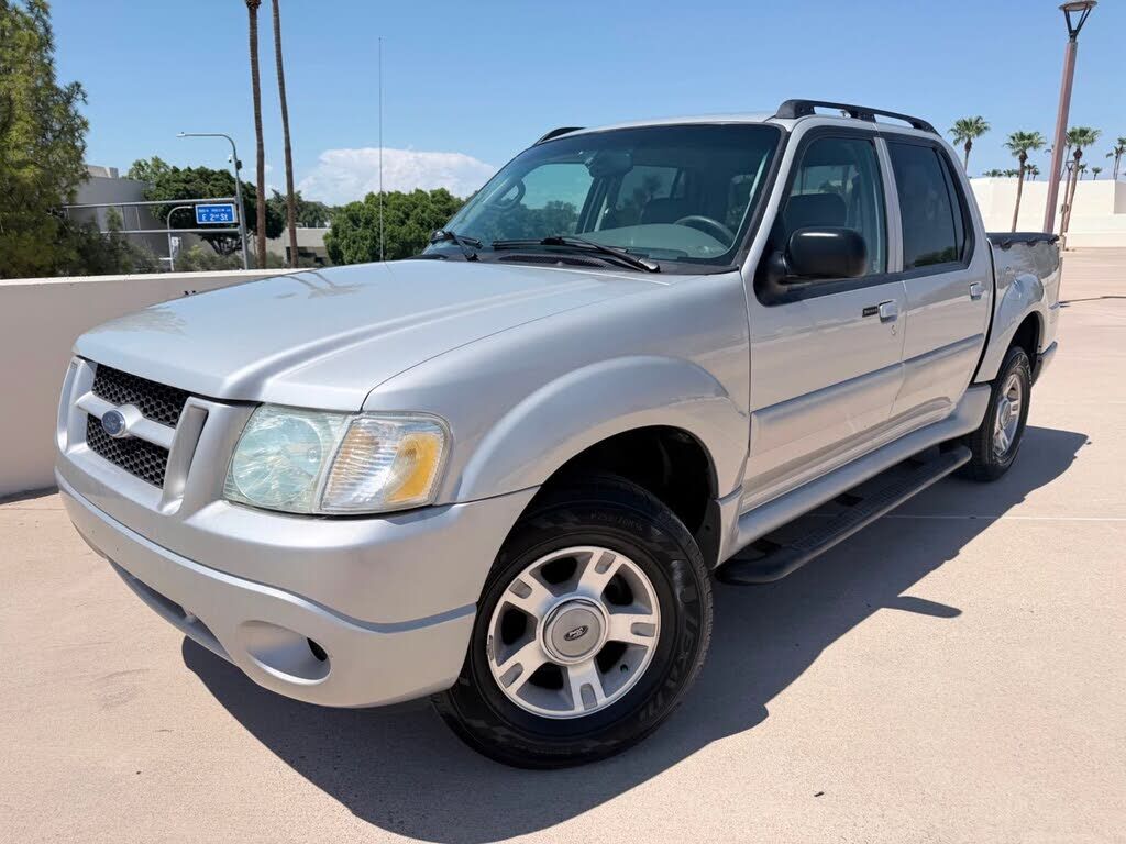 2004 FORD Explorer