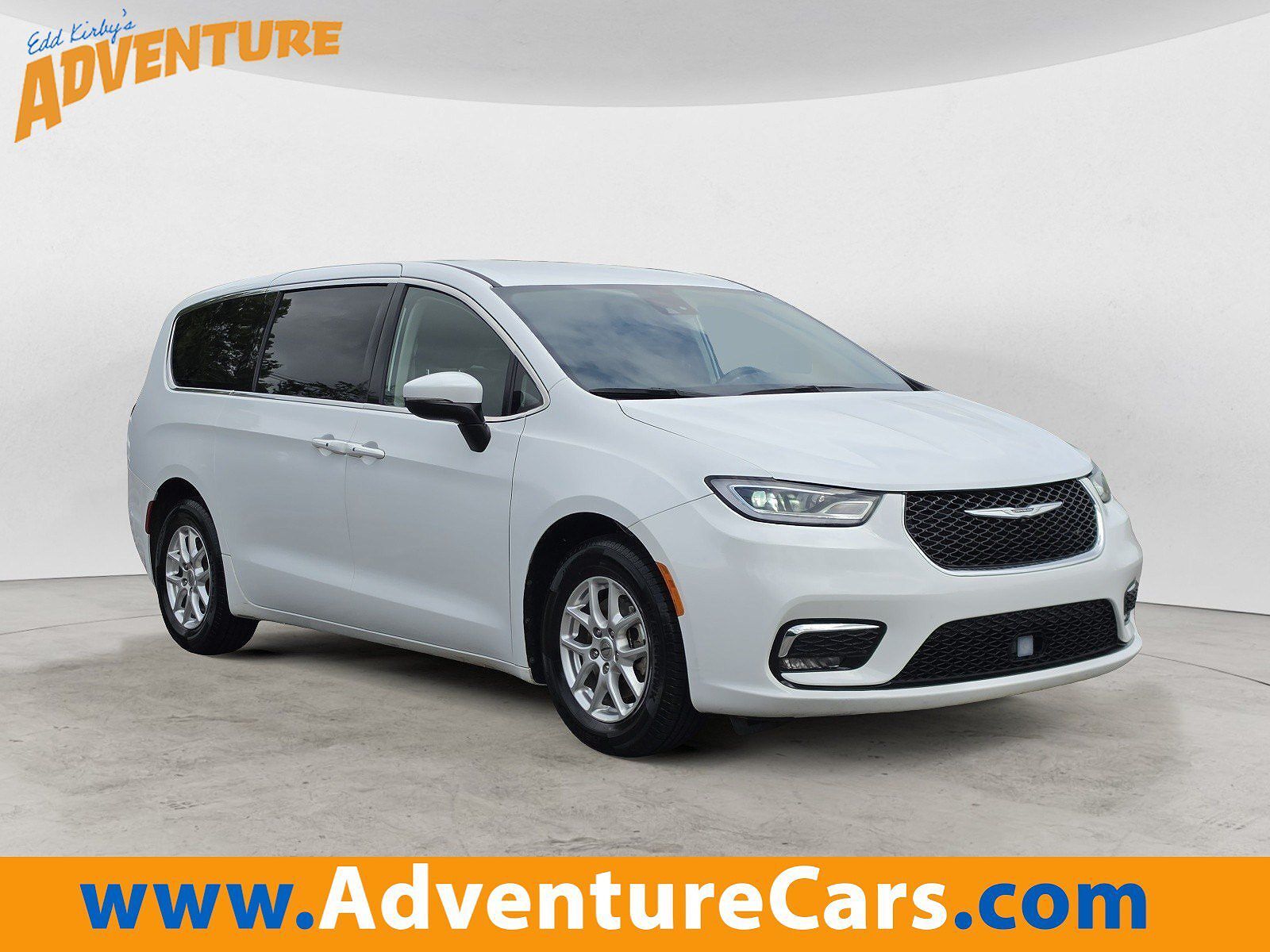2023 CHRYSLER Pacifica