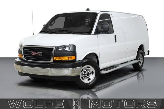 2024 GMC Savana