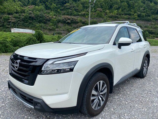2024 NISSAN Pathfinder