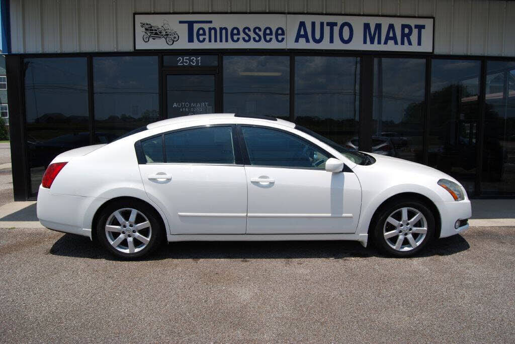 2005 NISSAN Maxima