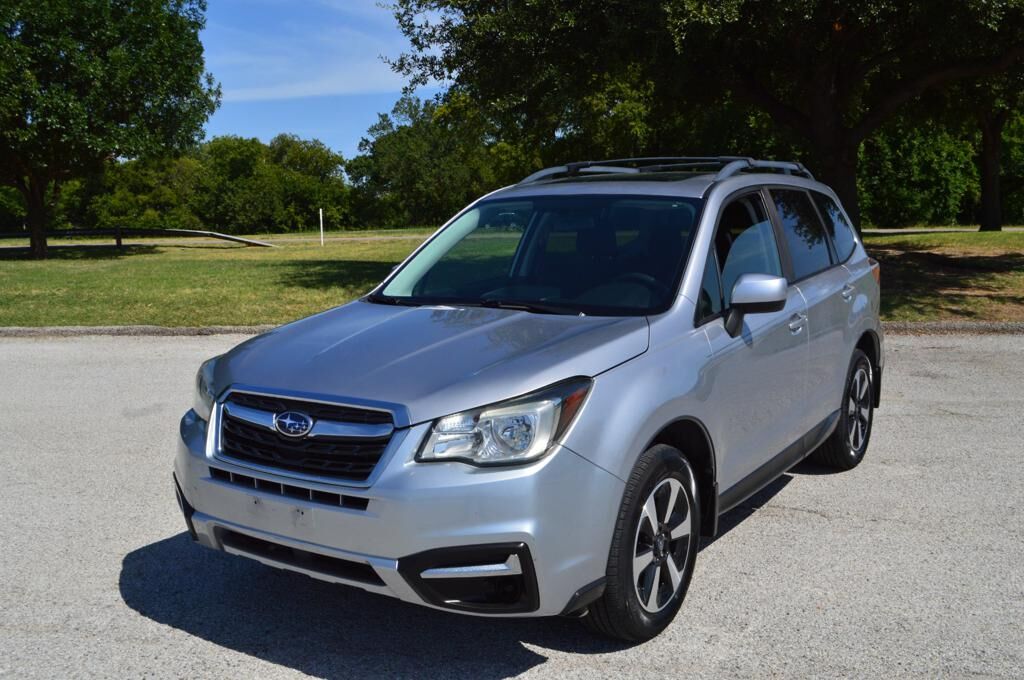 2017 SUBARU Forester