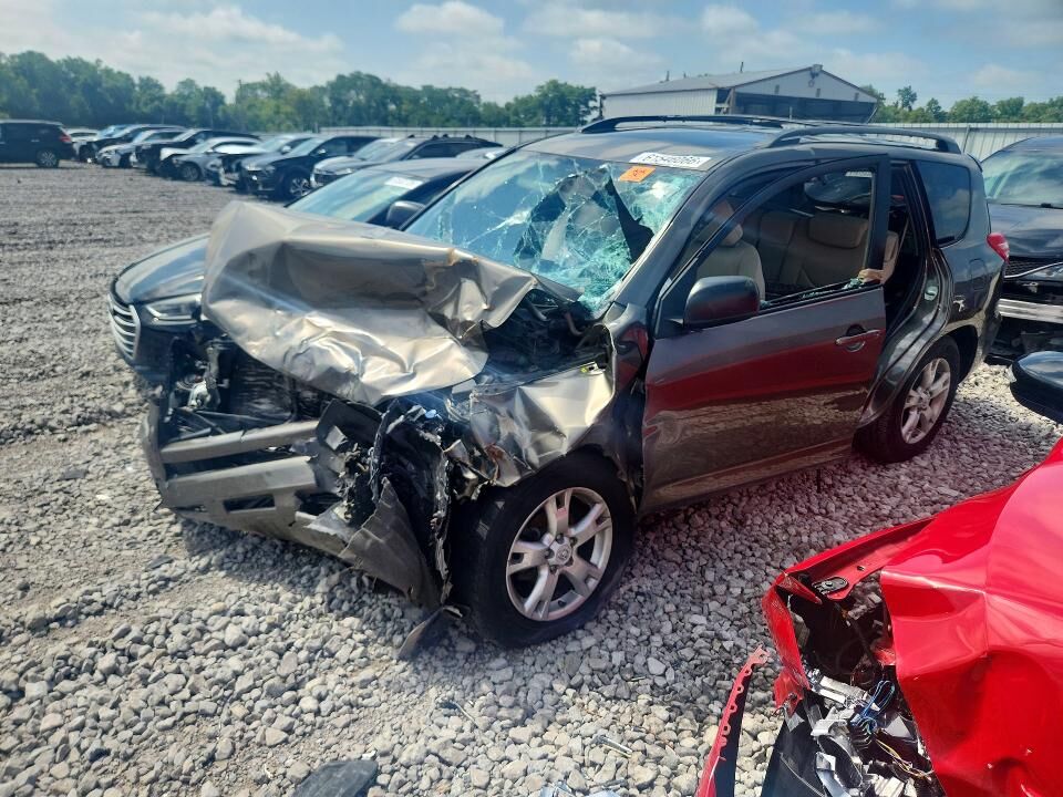 2011 TOYOTA RAV4