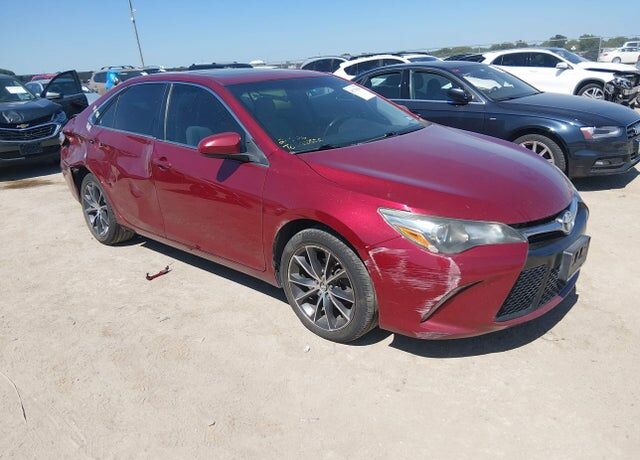 2017 TOYOTA Camry