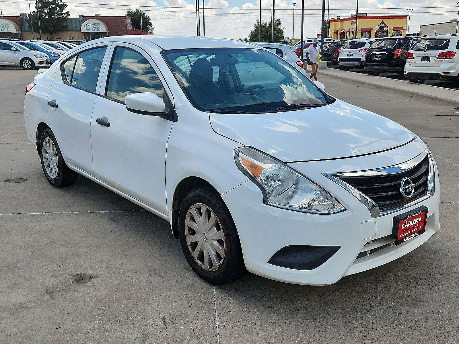 2017 NISSAN Versa