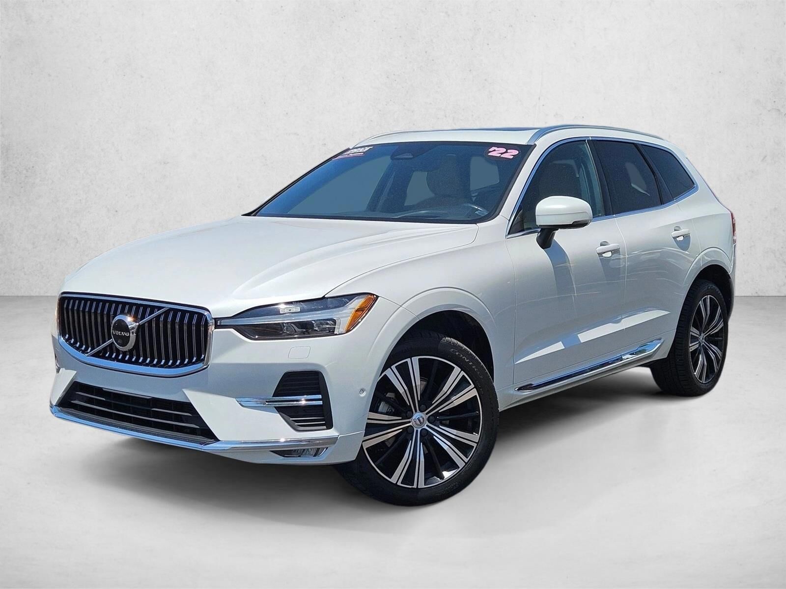 2022 VOLVO XC60