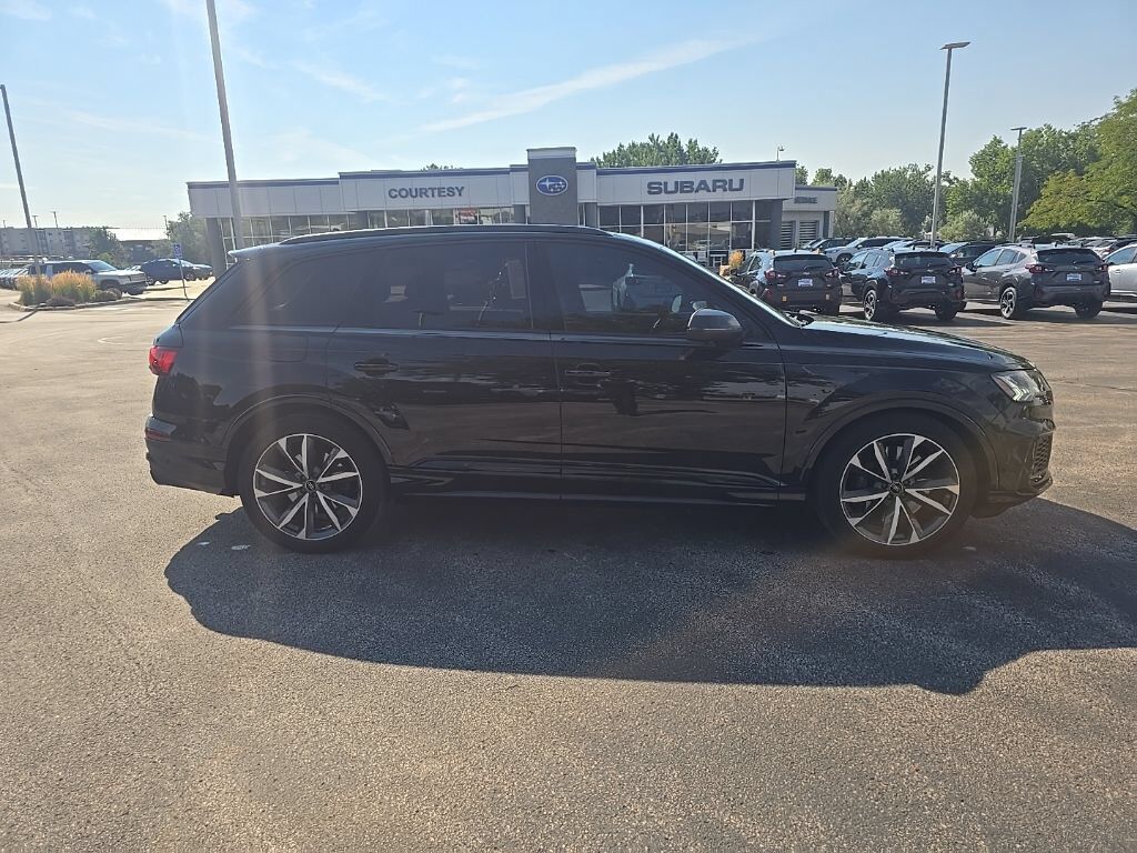2023 AUDI SQ7
