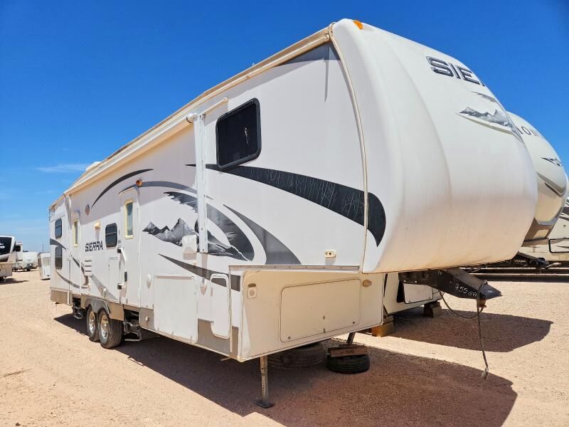 2009 FOREST RIVER Sierra Towables