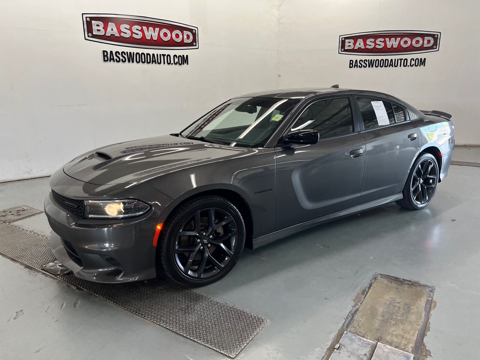2022 DODGE Charger