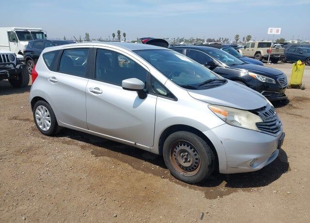 2015 NISSAN Versa