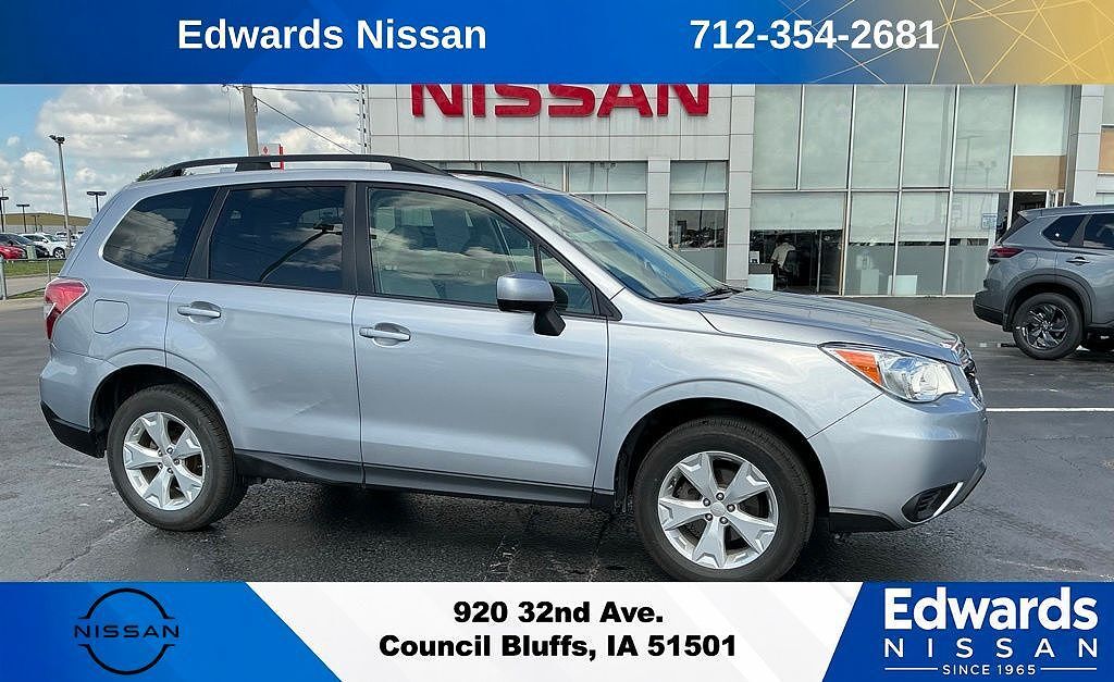 2016 SUBARU Forester