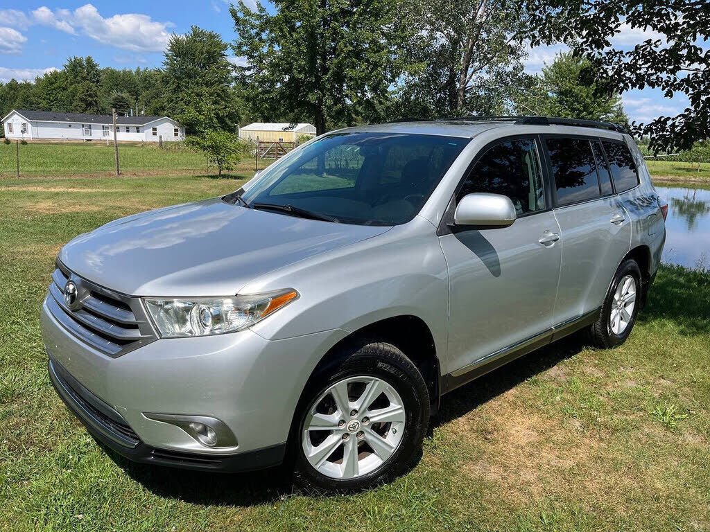 2011 TOYOTA Highlander