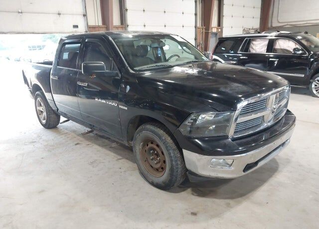2012 DODGE Ram