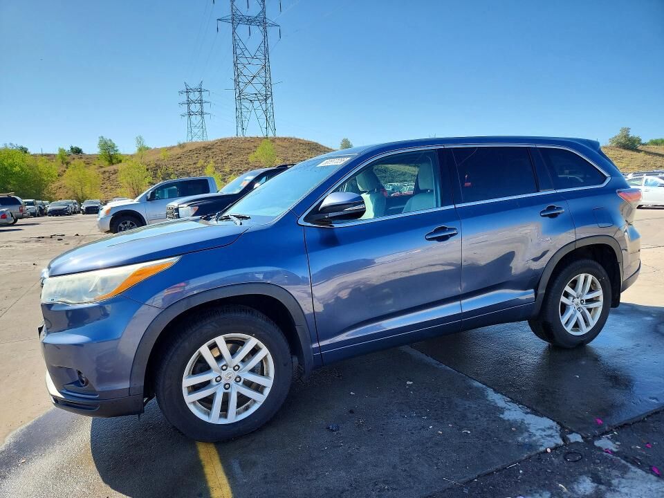 2015 TOYOTA Highlander