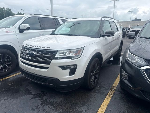 2018 FORD Explorer