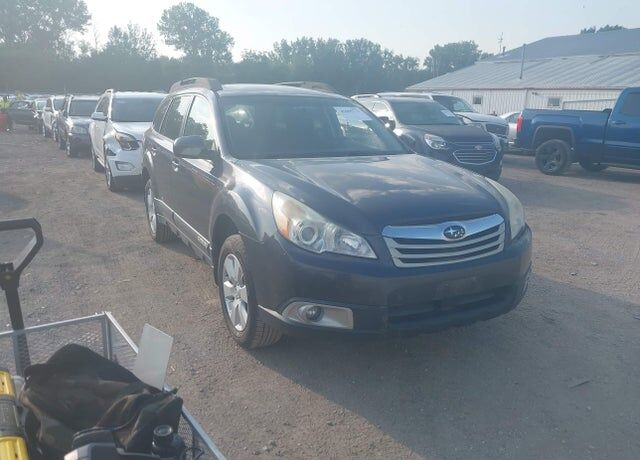 2012 SUBARU Outback