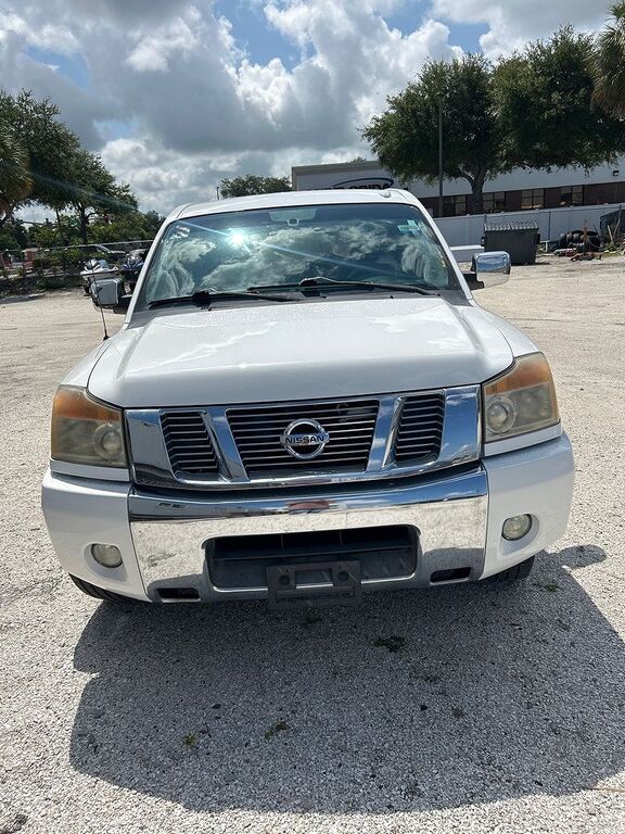 2012 NISSAN Titan