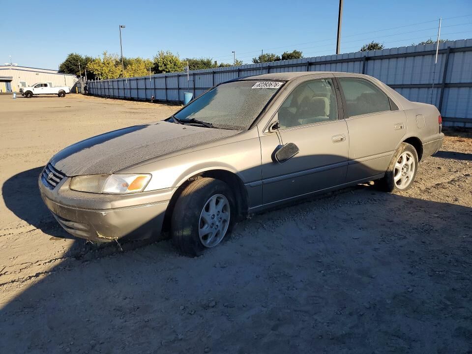 1998 TOYOTA Camry
