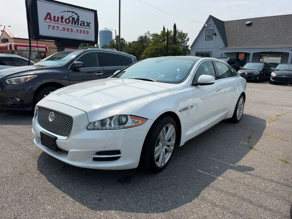 2013 JAGUAR XJ