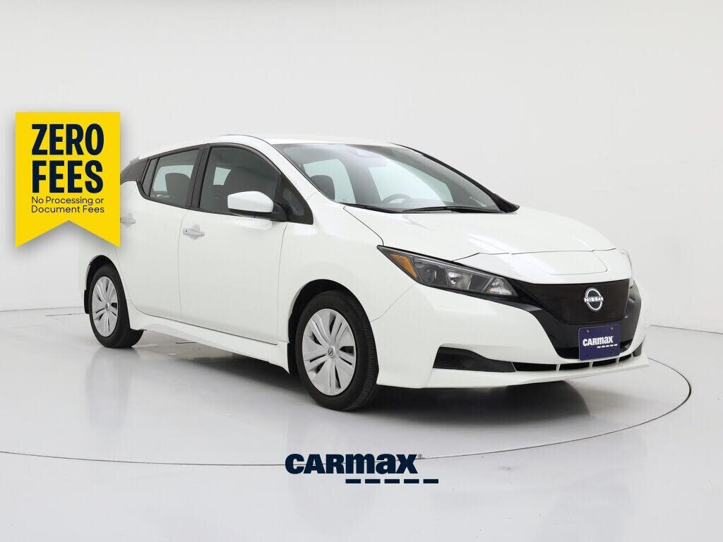 2025 NISSAN Leaf