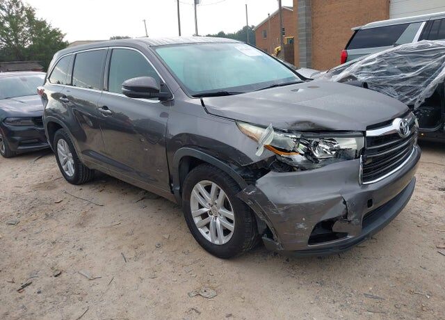 2015 TOYOTA Highlander