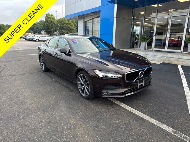 2018 VOLVO S90
