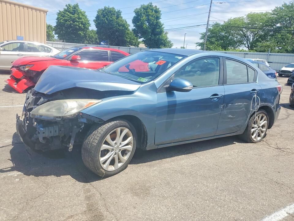 2010 MAZDA Mazda3
