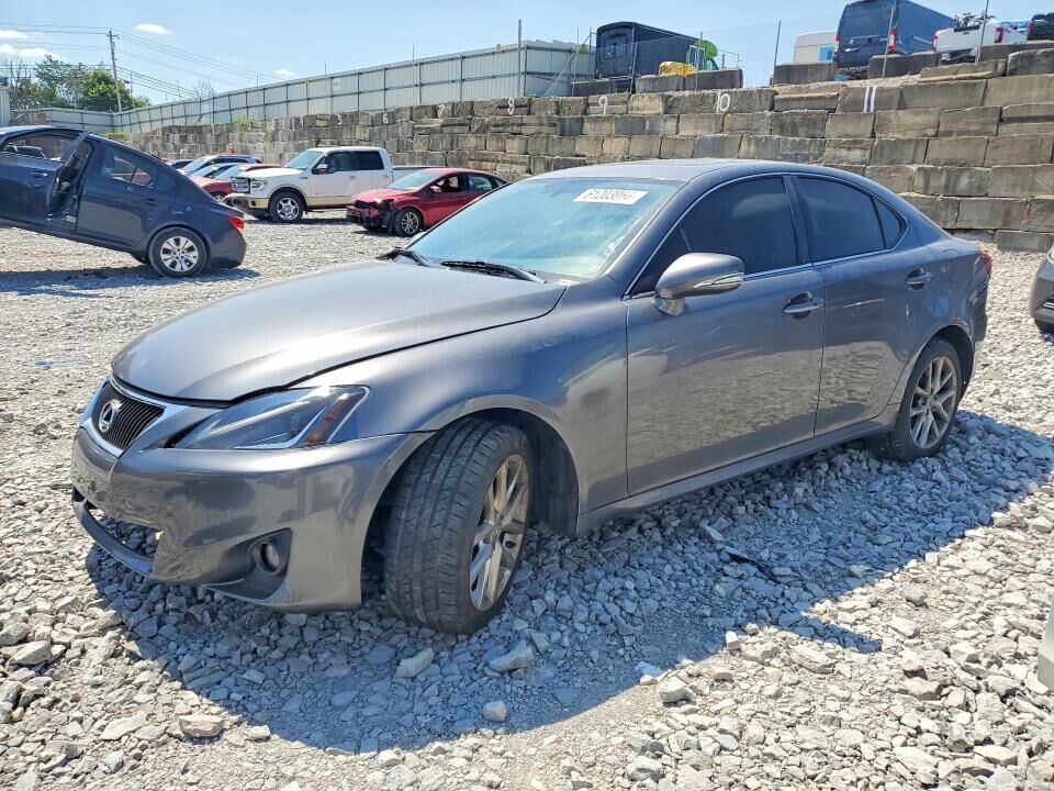 2013 LEXUS IS