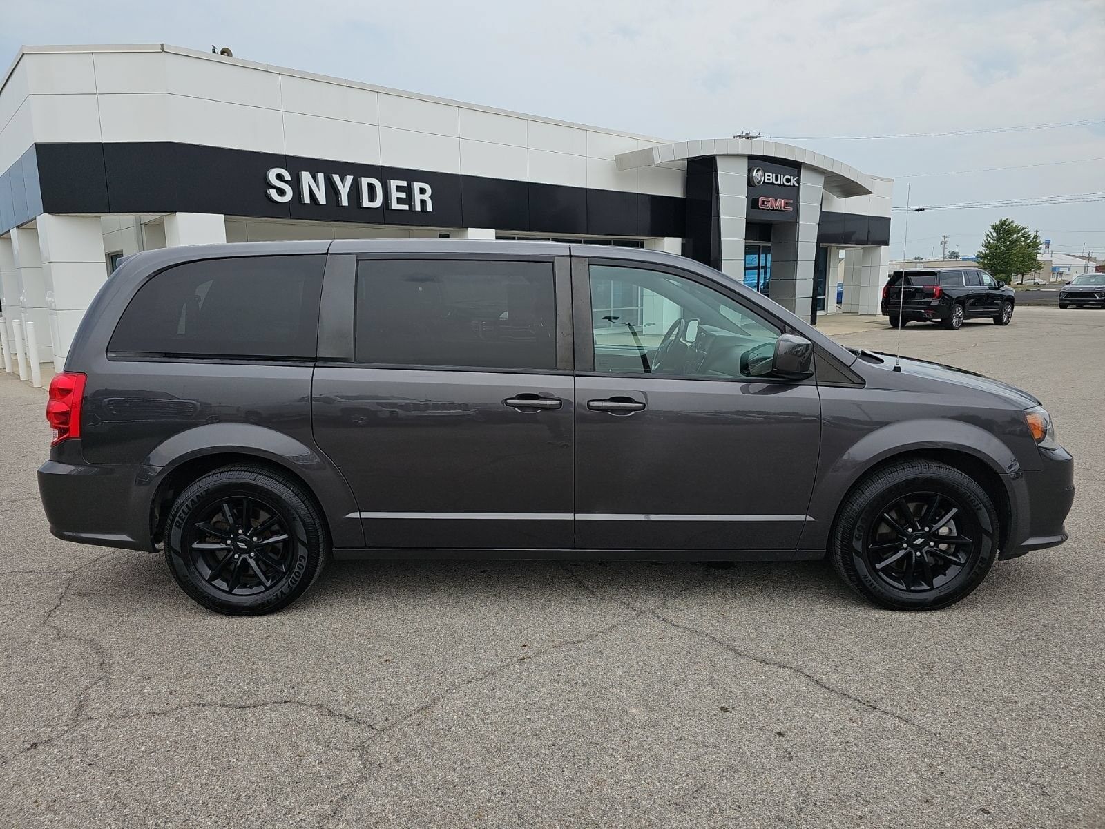 2020 DODGE Grand Caravan