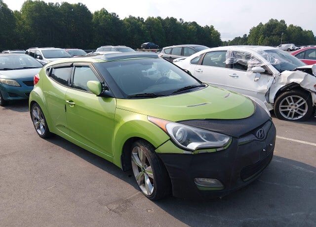 2012 HYUNDAI Veloster
