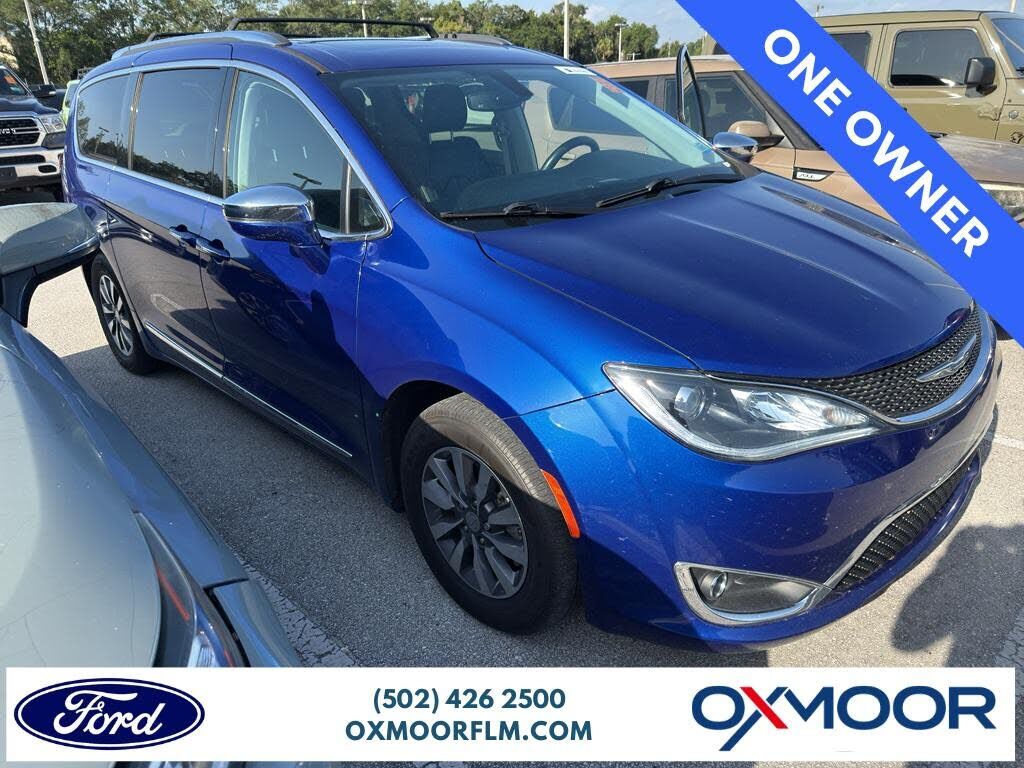 2020 CHRYSLER Pacifica