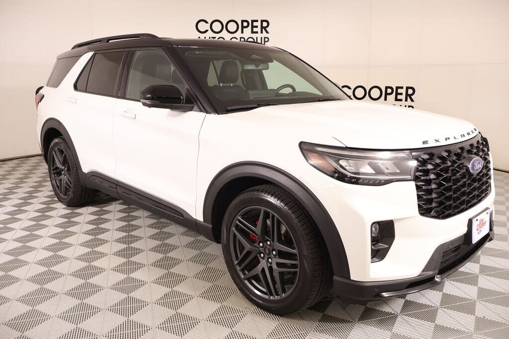 2025 FORD Explorer