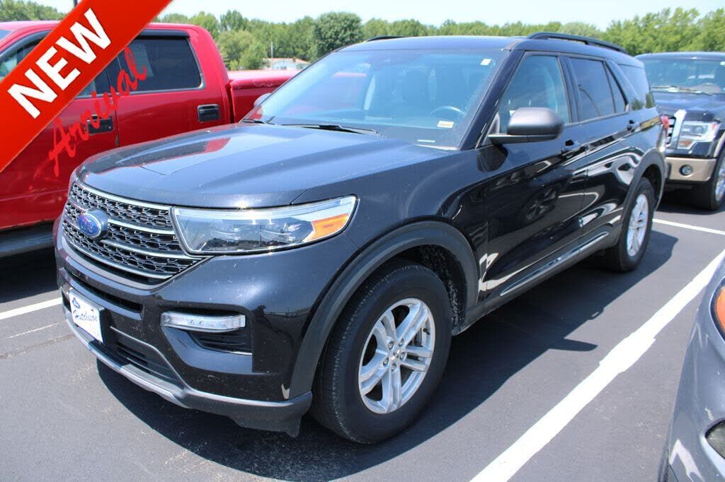 2021 FORD Explorer