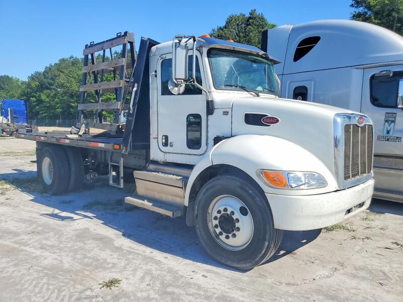 2020 PETERBILT 337