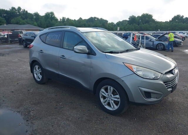 2012 HYUNDAI Tucson