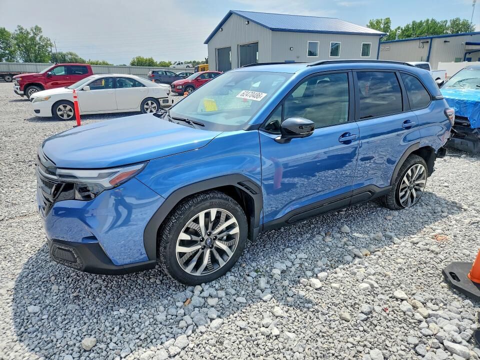 2025 SUBARU Forester