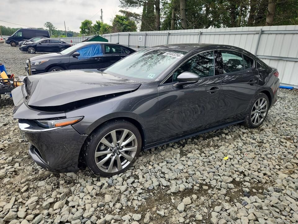 2021 MAZDA Mazda3