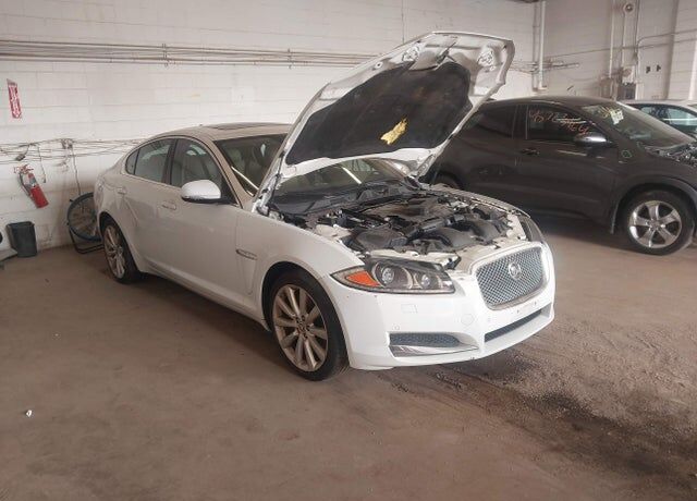 2013 JAGUAR XF