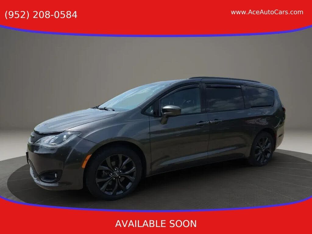 2019 CHRYSLER Pacifica